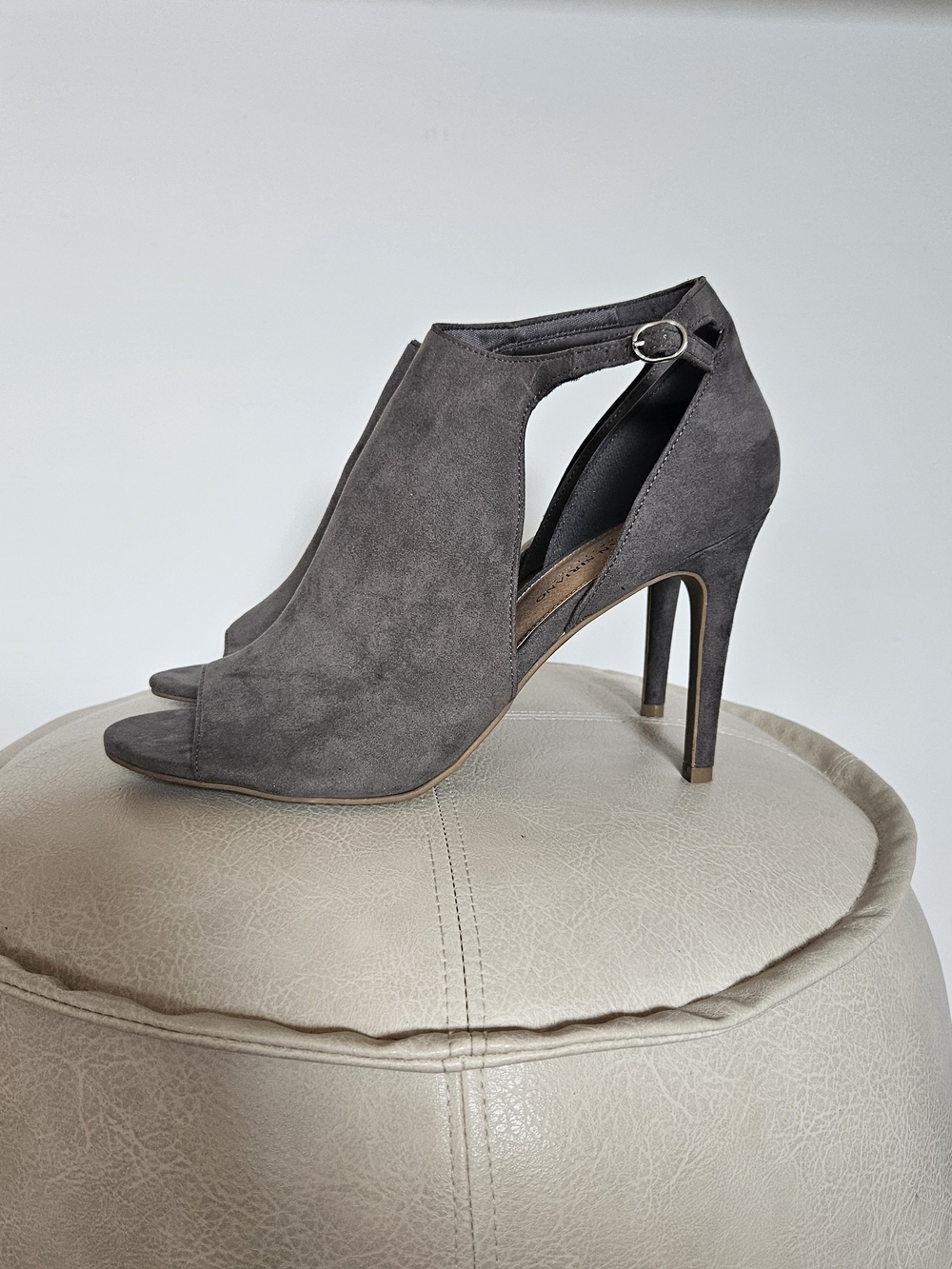 Christian Siriano Gray Suede Peep-Toe Cutout Heels
